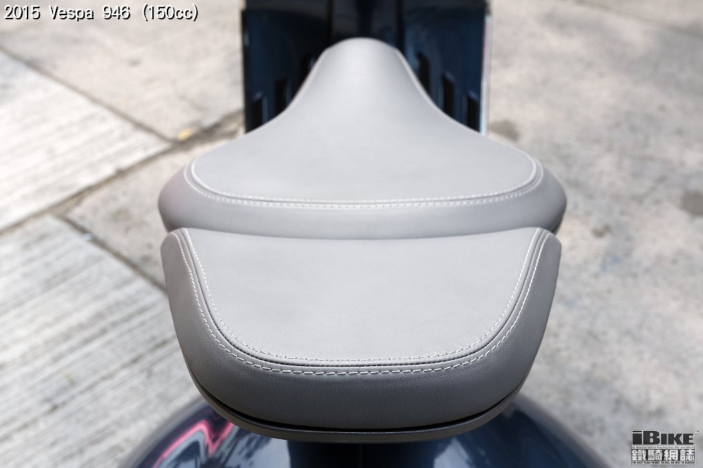 Vespa 946 (13)